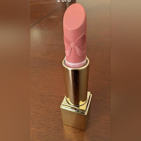 Estee Lauder Other - Elegant Estee Lauder Lipstick